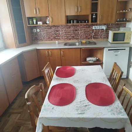 Na Myslivecke Летний дом *